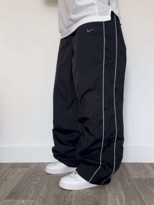 pant-4 RARE 2000s Nike Trackpants Black